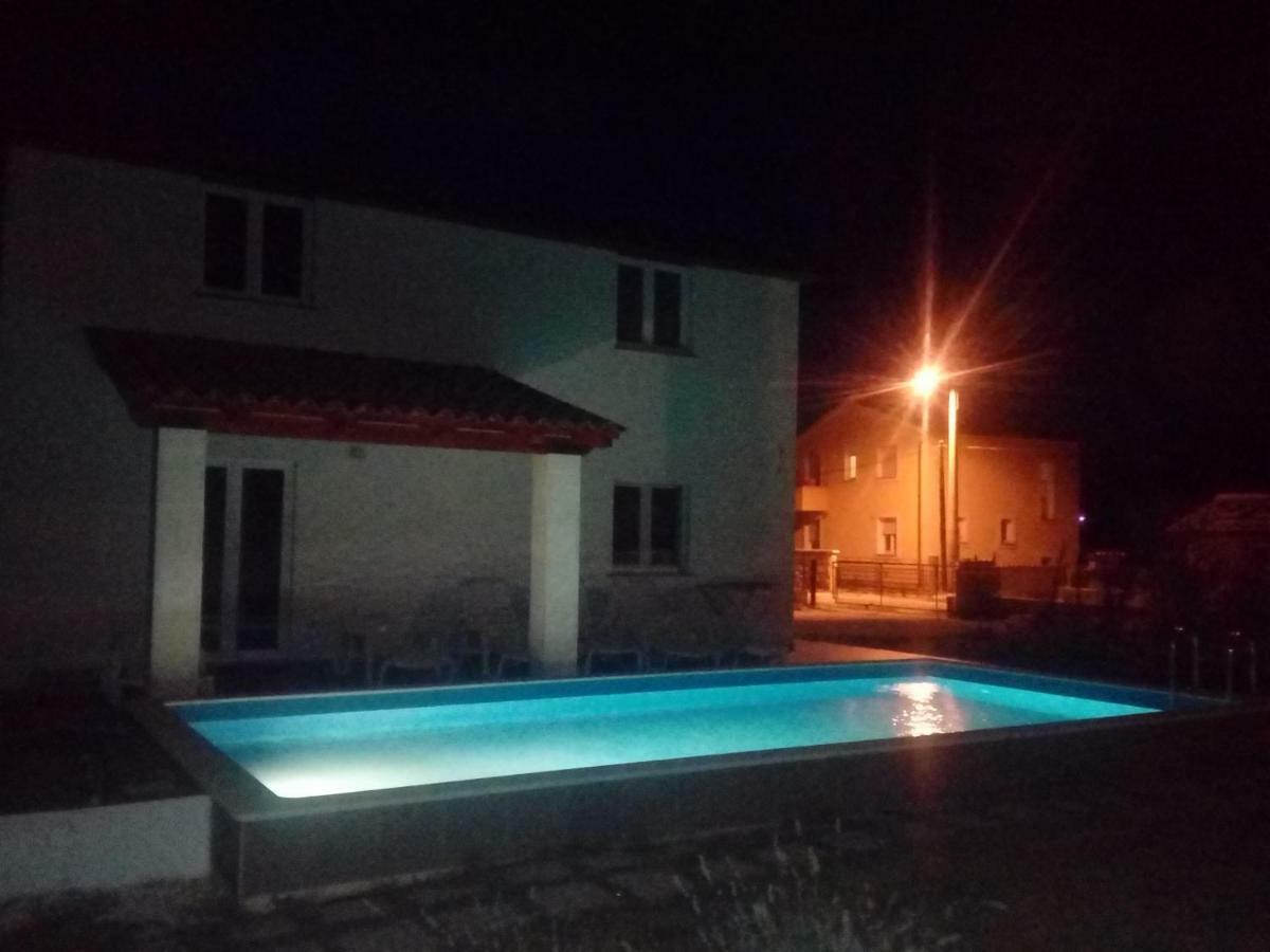 Ferienwohnung Pool House - Medulin Riviera Exterior foto